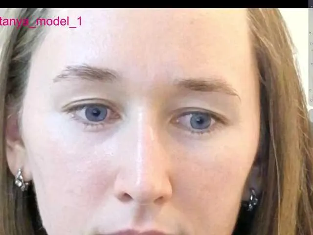 Offline --MODEL--1 on BongaCams