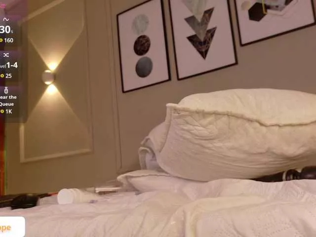 Offline -Charlotte on BongaCams