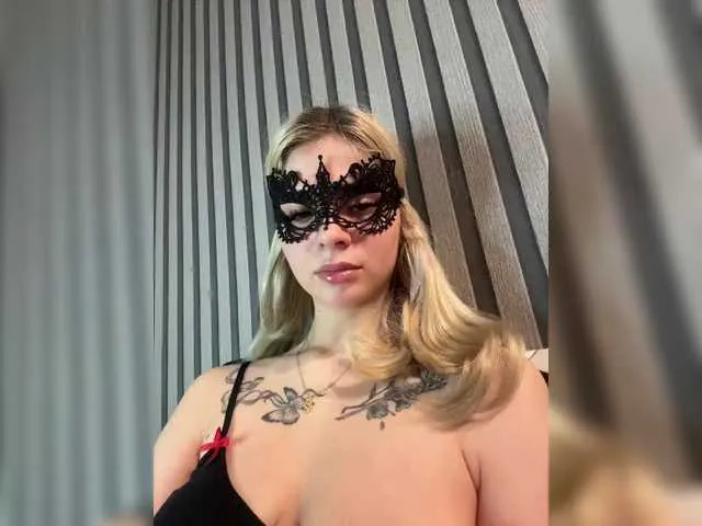 -LittleWitch- — Freechat on BongaCams