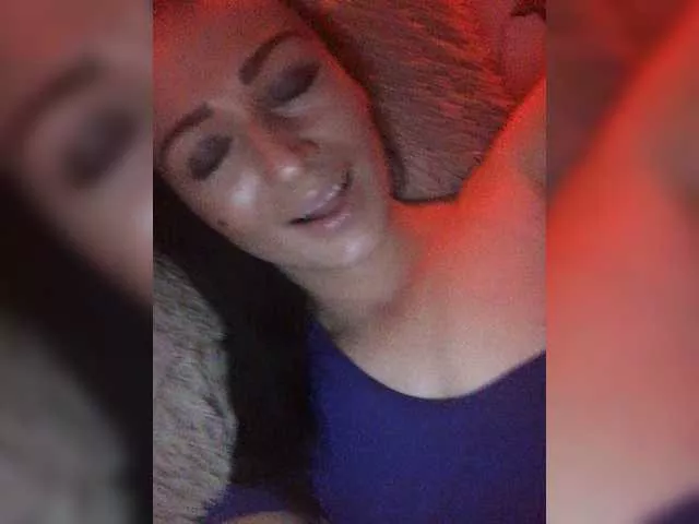 Offline -Passionate- on BongaCams