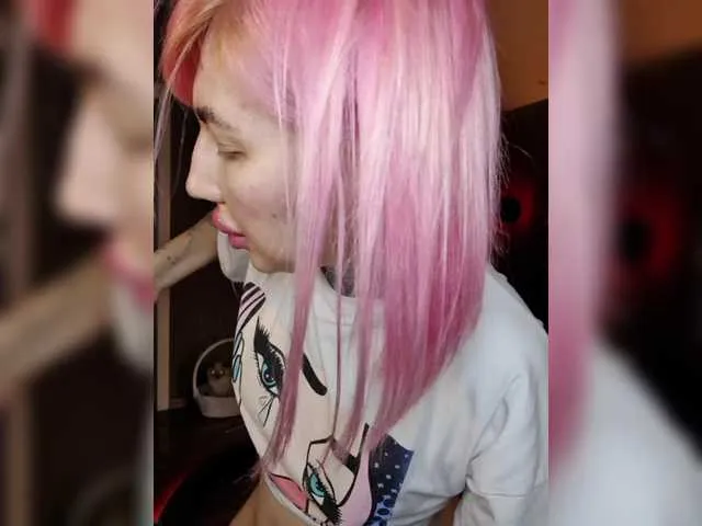 Offline a-squirter on BongaCams