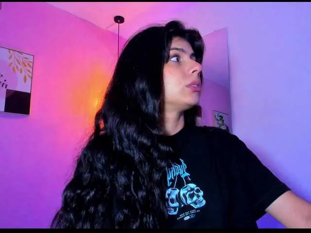 Offline abbiekinky on BongaCams