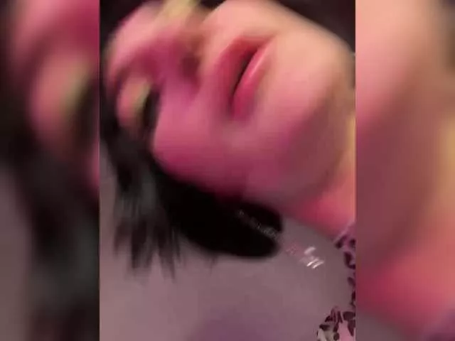 Offline AbsintheGirl on BongaCams