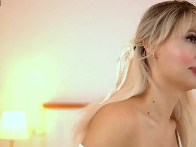 Offline AdelineKing on BongaCams