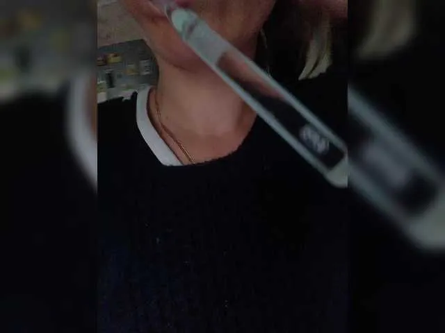 Offline Alenushka888 on BongaCams