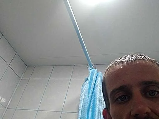 Offline AlexLove68 on BongaCams