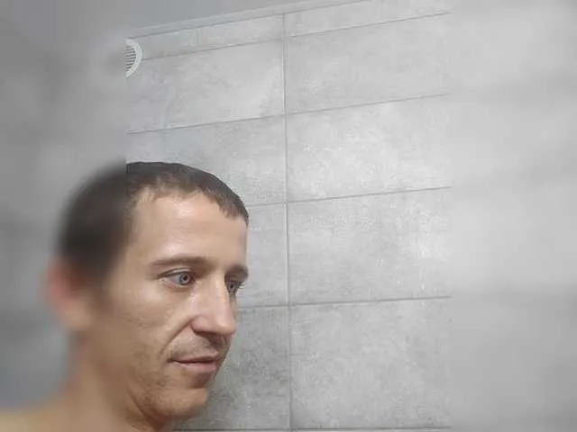 Offline AlexLove68 on BongaCams