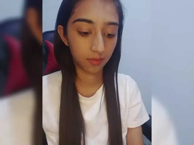 AlinaPopy on BongaCams