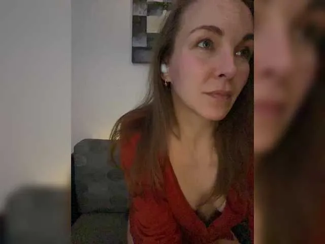 Alisasqrl on BongaCams