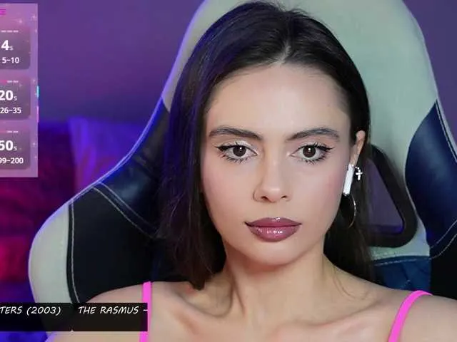 Offline Allla on BongaCams