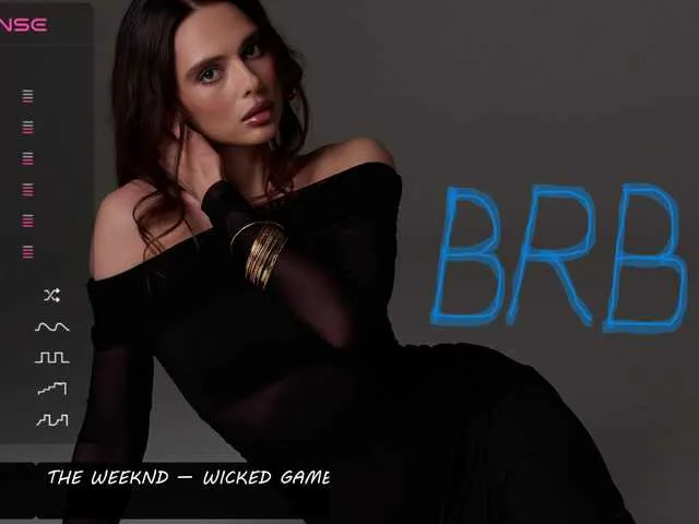 Offline Allla on BongaCams