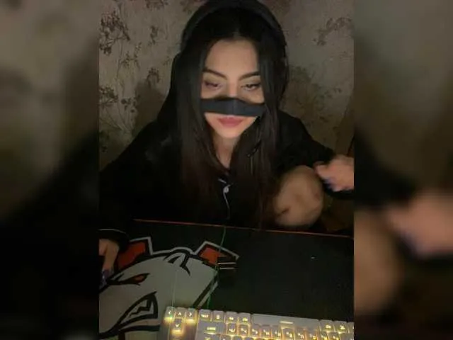 Offline aloeloea on BongaCams