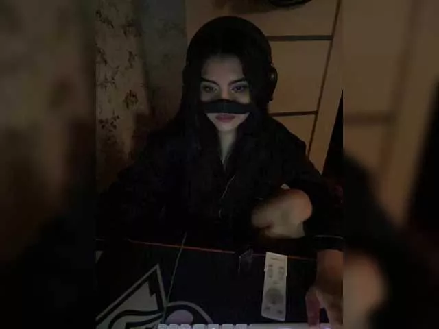 Offline aloeloea on BongaCams