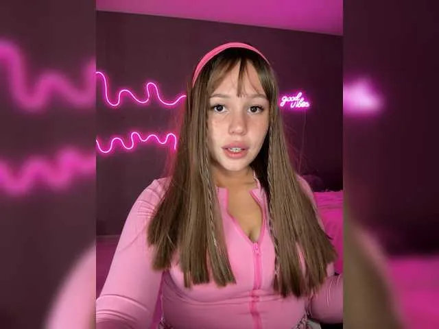 Offline AmyGlad on BongaCams