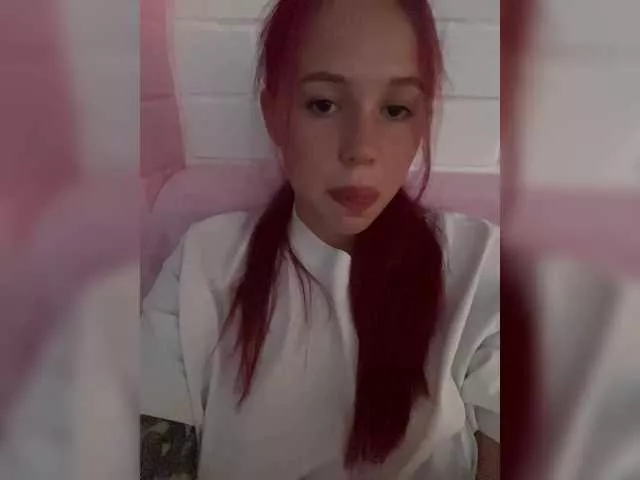 Offline AmyGlad on BongaCams