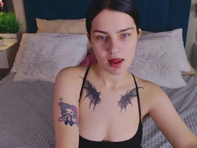 Freechat AngelBraun on BongaCams