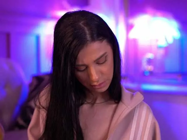 Freechat ArinaRhodes on BongaCams