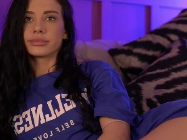 Freechat ArinaRhodes on BongaCams