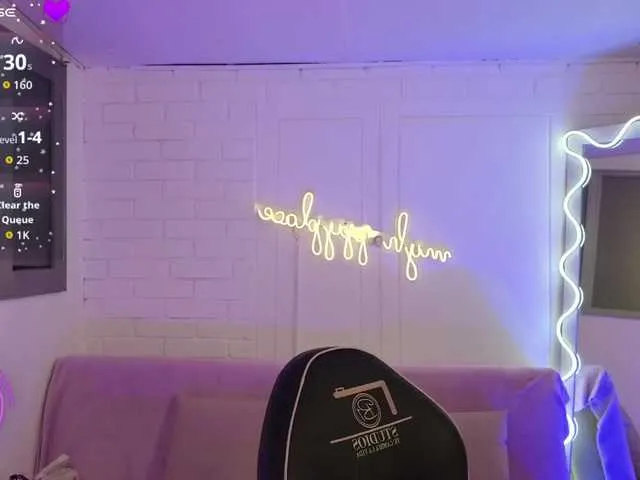 Artemiss-tay on BongaCams