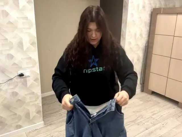 AshleaReuer on BongaCams