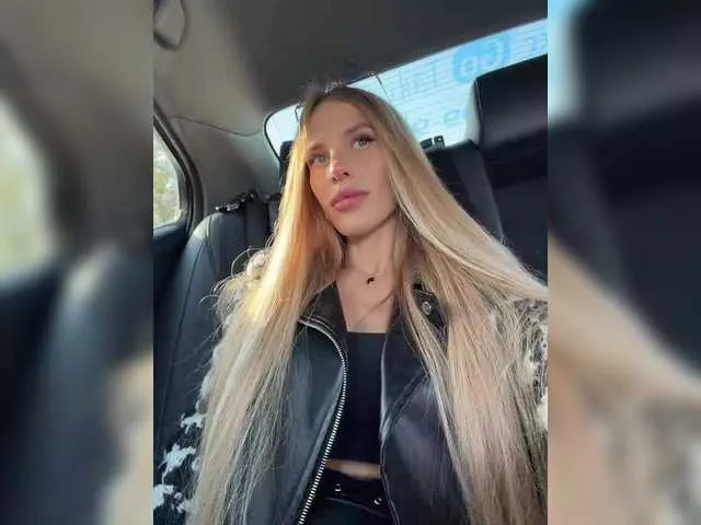 Freechat blondinochkaa on BongaCams