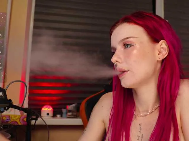 Offline BlueCherry on BongaCams