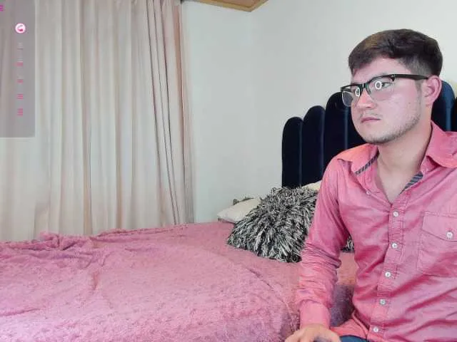 Offline CameronandMartin on BongaCams