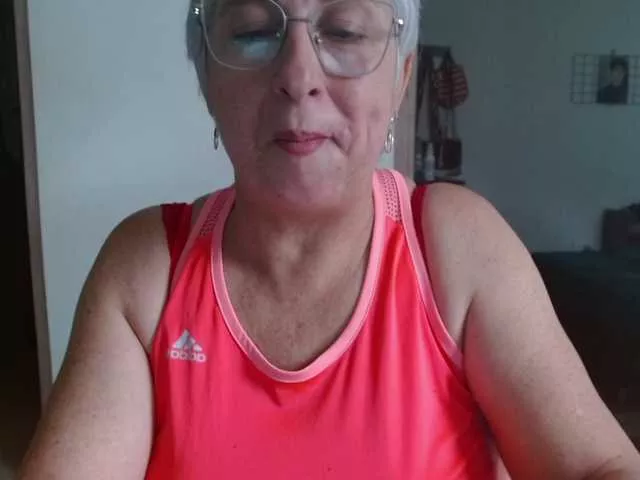 Offline canitas69 on BongaCams