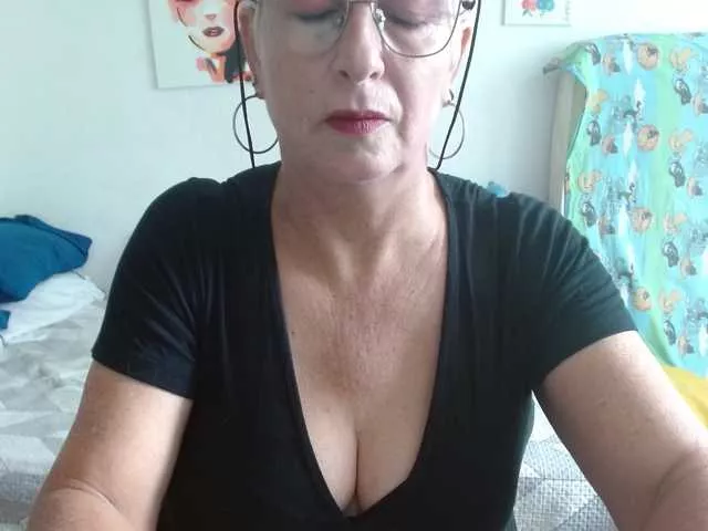 Offline canitas69 on BongaCams