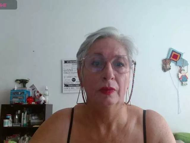 Offline canitas69 on BongaCams