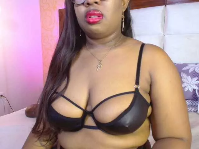 Offline CaseyMoons on BongaCams