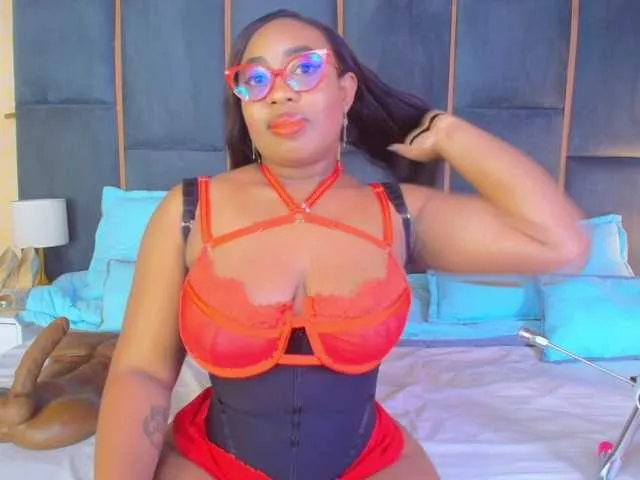 Offline CaseyMoons on BongaCams