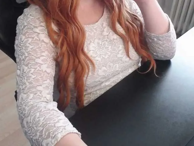 Offline Celina-Rose on BongaCams