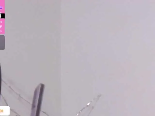 Offline Chloe- on BongaCams