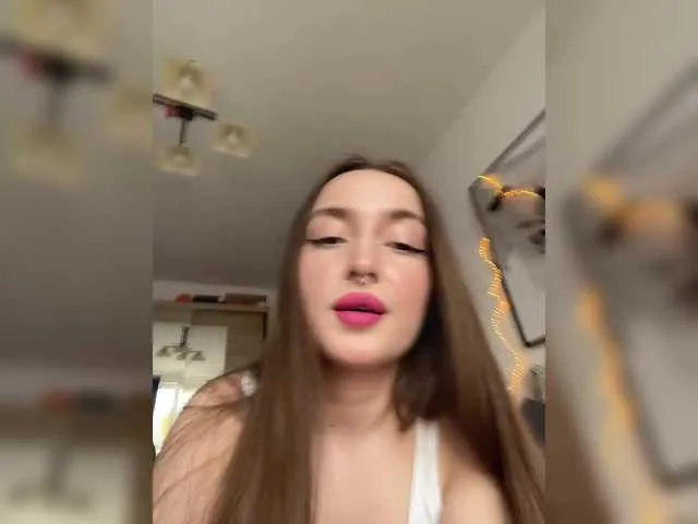 Offline ChloeMeow on BongaCams