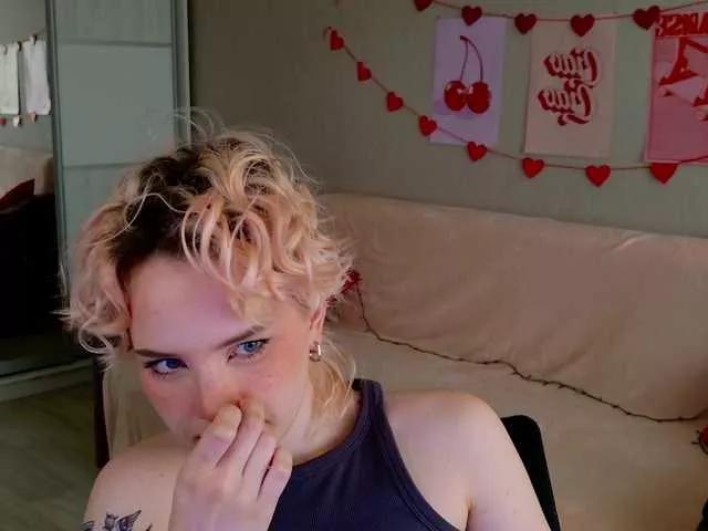 Cool-Love from BongaCams