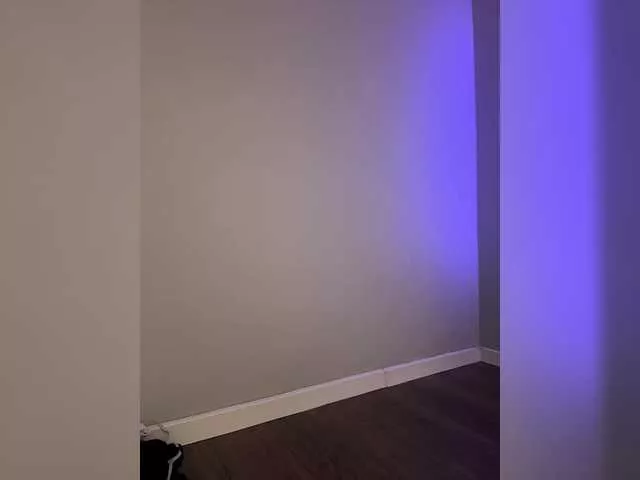 Offline CrazyAleona on BongaCams