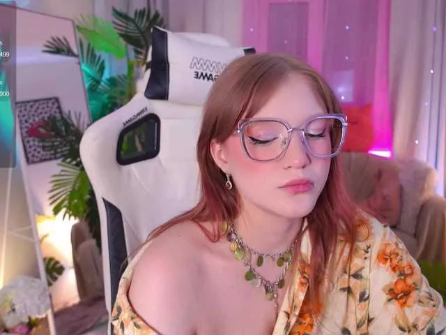 CrazyWine on BongaCams