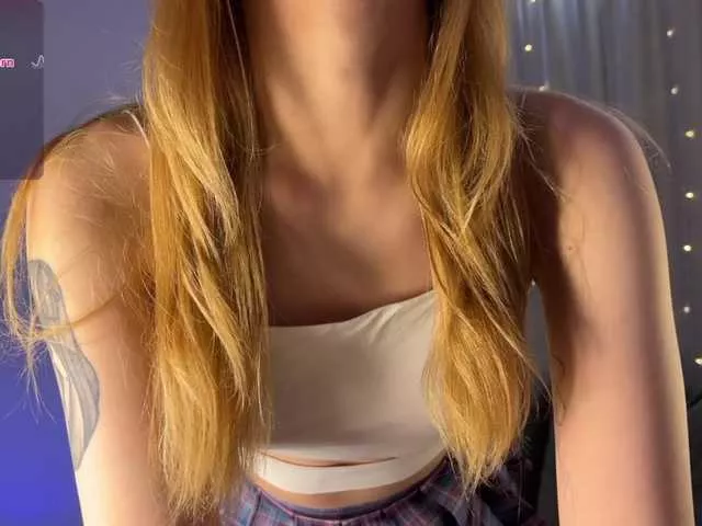 Freechat d0nt0uchmy4ss on BongaCams