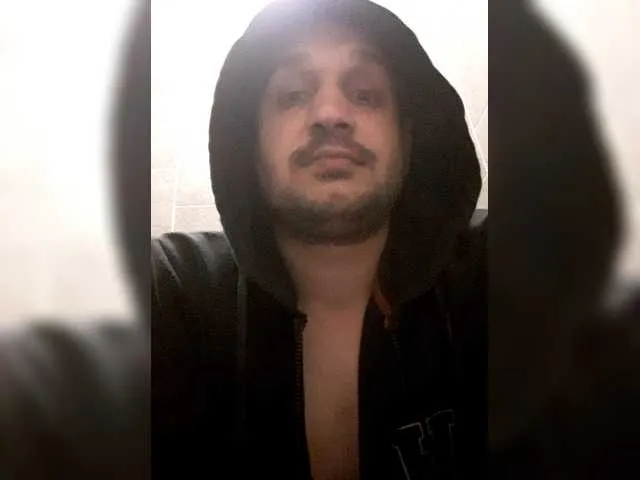 Offline Den345a on BongaCams