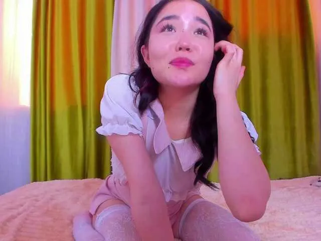 Dollyiaa — Freechat on BongaCams