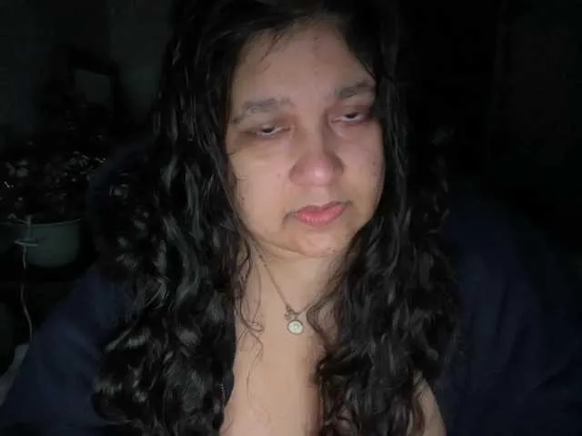 Freechat DUMBHOEMELANIE on BongaCams