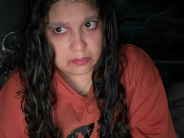 Freechat DUMBHOEMELANIE on BongaCams