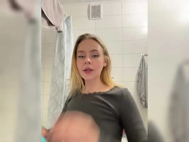 Freechat elegantbabe on BongaCams