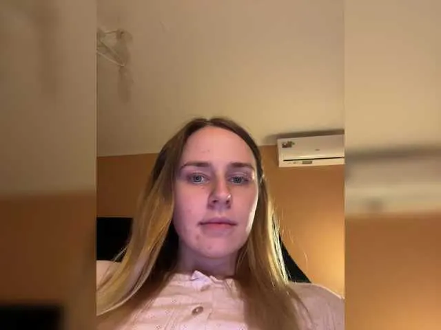 Freechat elegantbabe on BongaCams