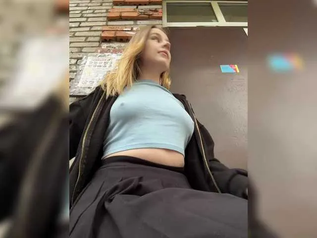 Freechat elegantbabe on BongaCams