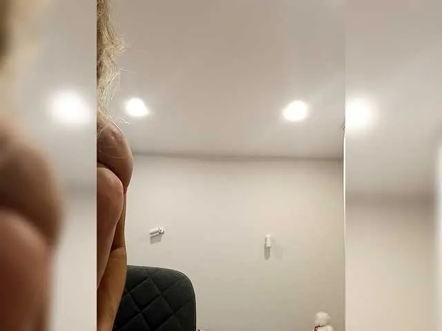 Elena90 on BongaCams 