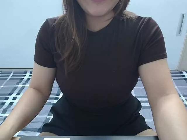 ElenaSex90 from BongaCams