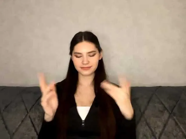 Offline ElinOroz on BongaCams