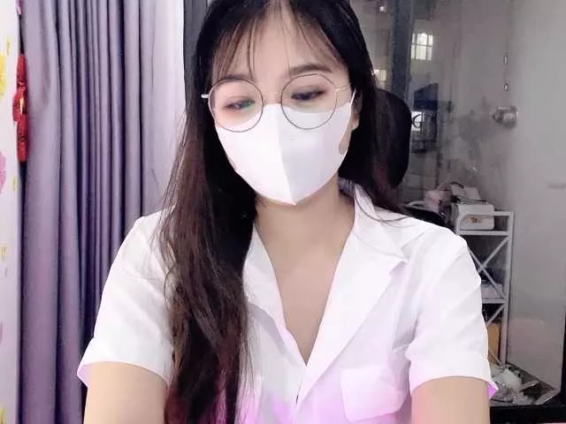 Offline Elizaflower-To on BongaCams